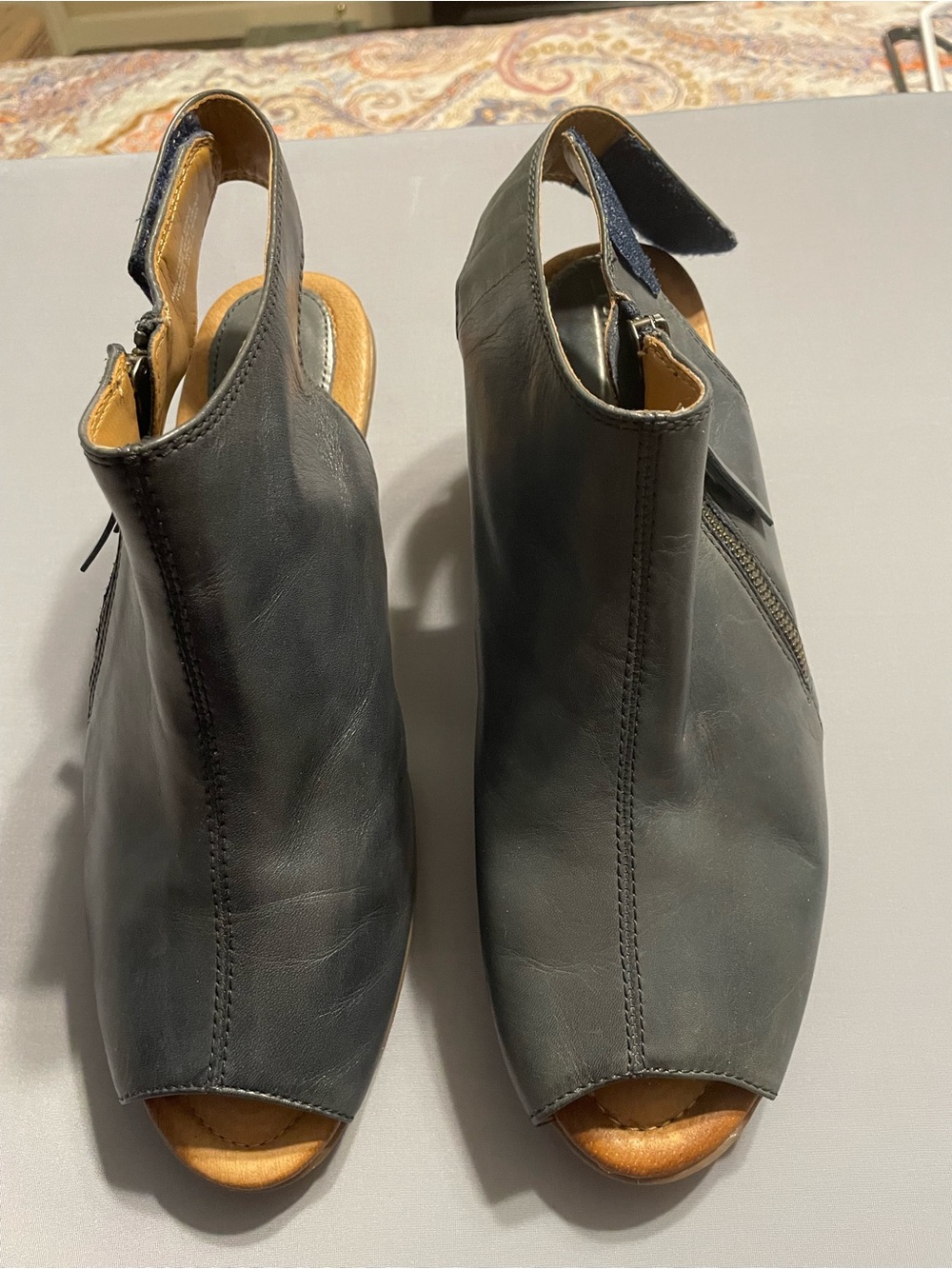 Women’s Navy Leather Peep-Toe Slingback Heels